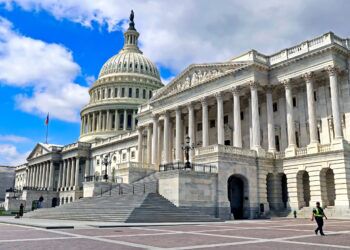 House Democrats Pledge Support for Republican Speaker Mike Johnson Amid Ousting Threats