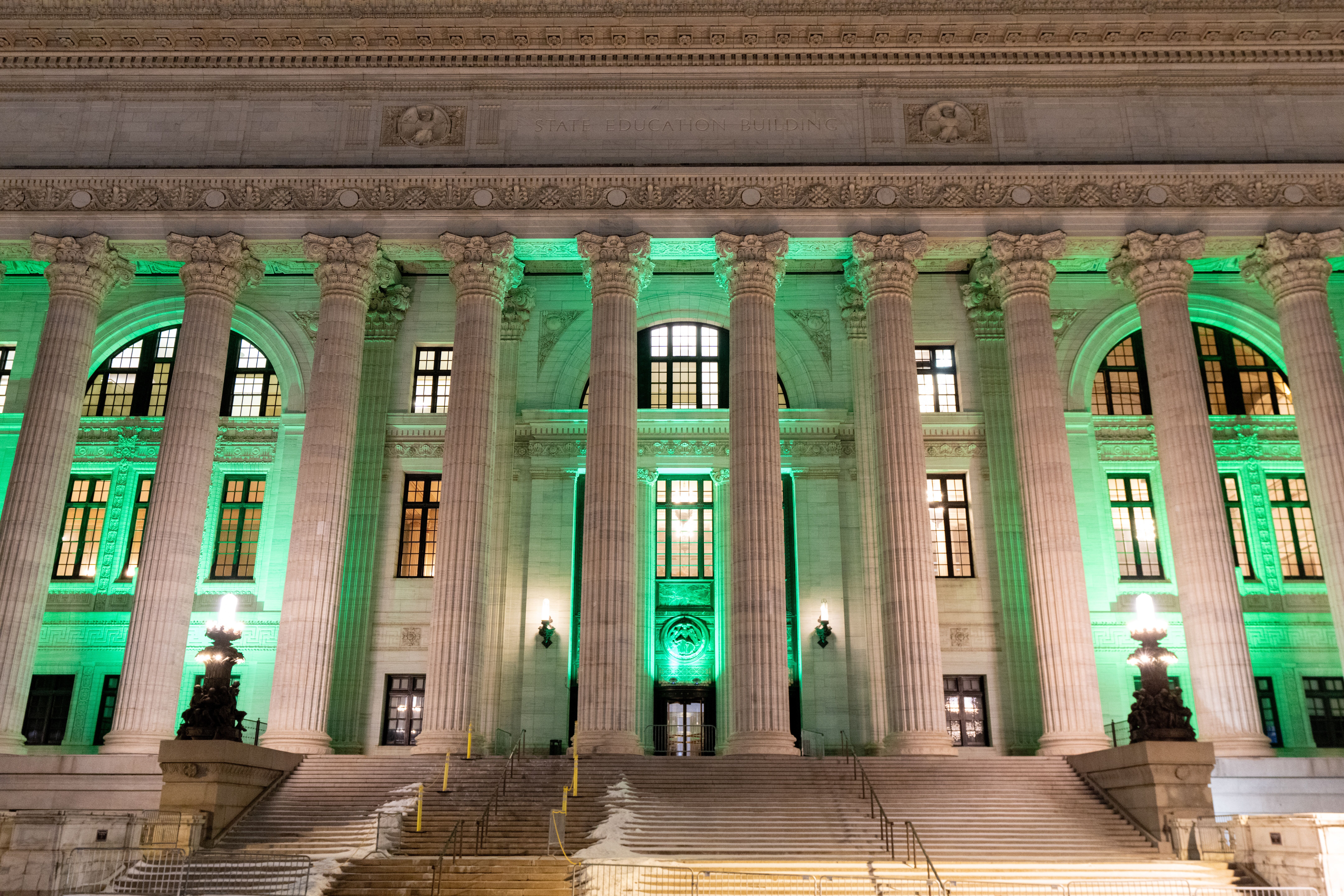 Governor Hochul Proclaims Muslim American Heritage Month, 16 Landmarks Lit Green