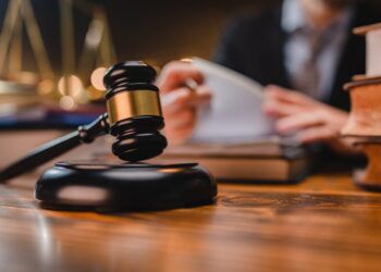 Federal Judge Blocks ICE Arrests at NYC Immigration Courthouses in Manhattan Ruling